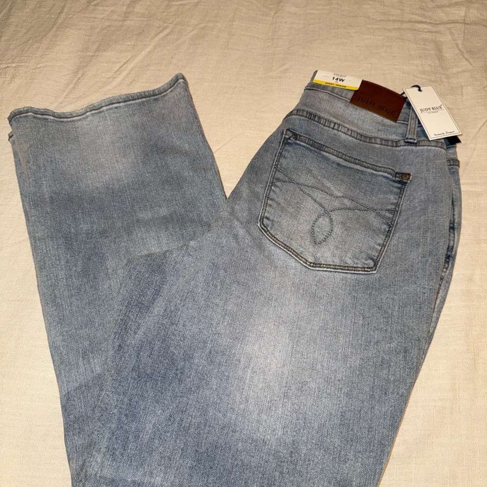 Judy Blue Bootcut 14W Short